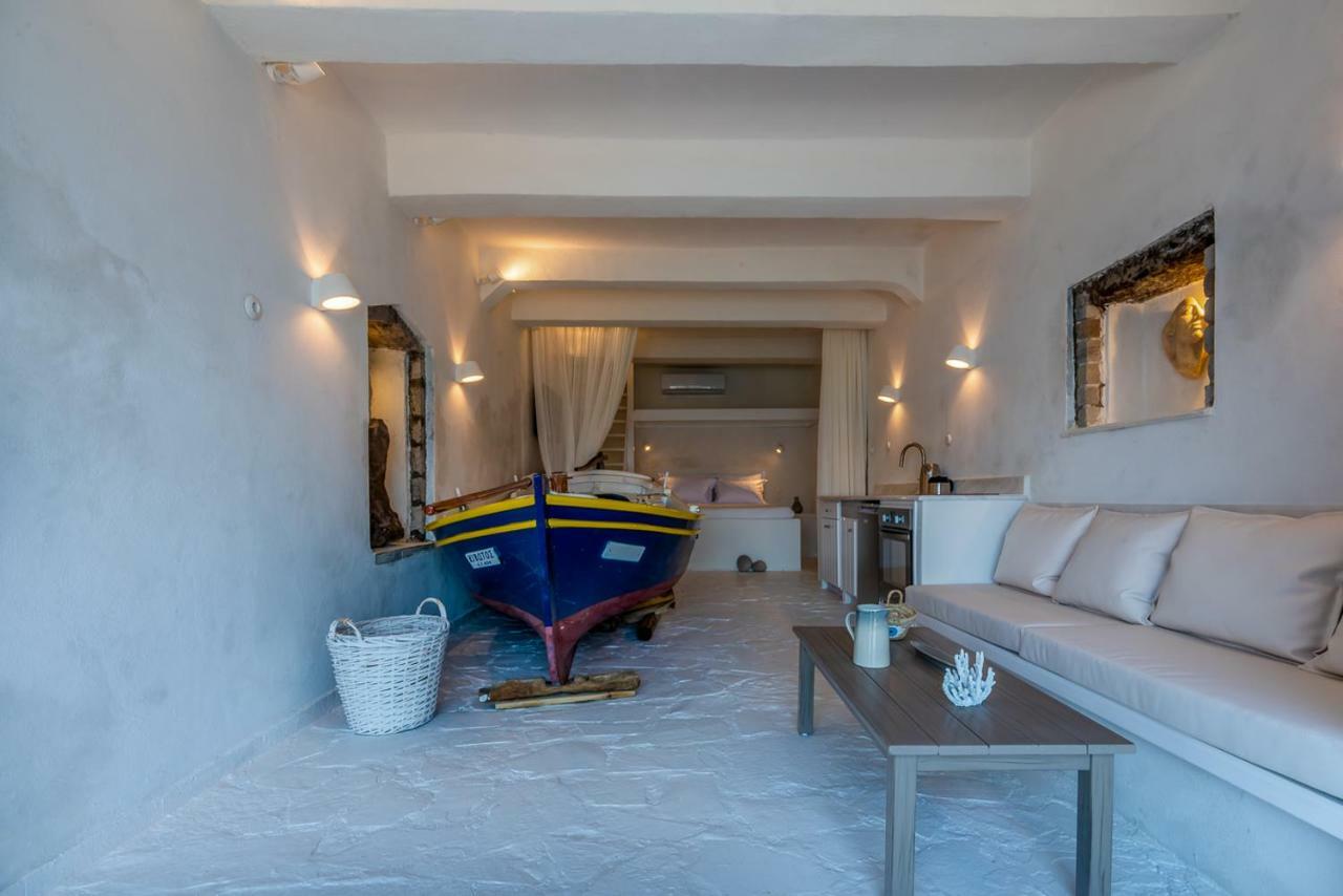 Vila Neosikos Amazing Beach House In Milos Island Klima  Exteriér fotografie
